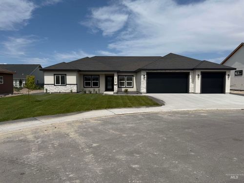 1516 Tule Dr, Twin Falls, ID, 83301-3747 | Card Image