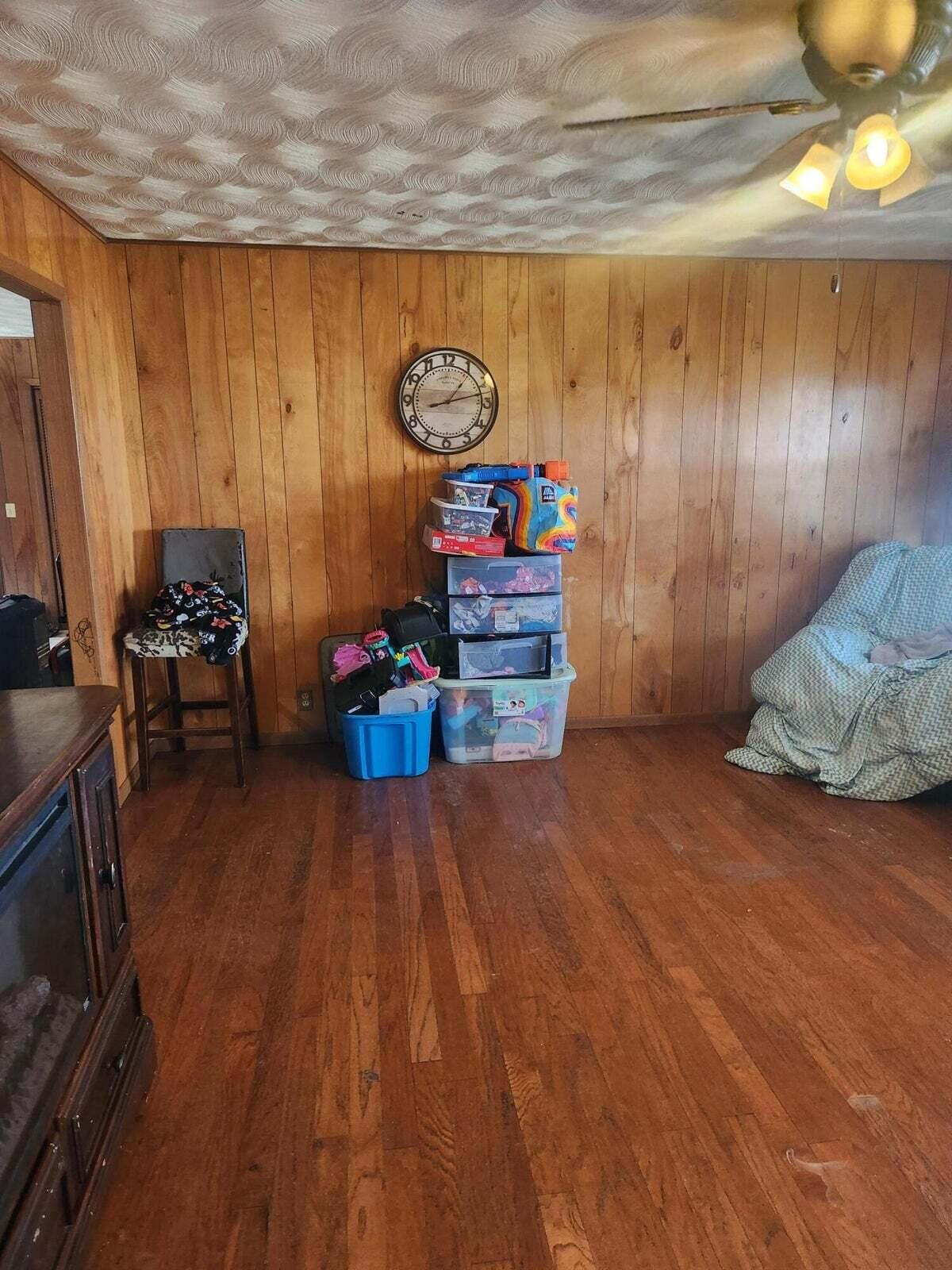 Residential in Fordland 5