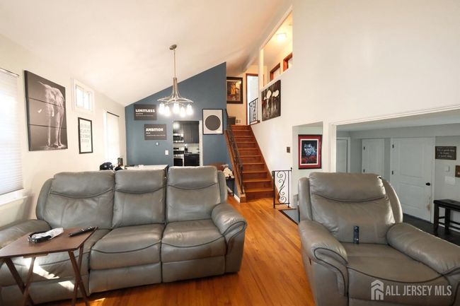 678 W 678 W Milton Avenue Avenue W, House other with 3 bedrooms, 2 bathrooms and null parking in Rahway NJ | Image 9