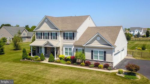 6800 Gwenmawr Rd, Bethlehem, PA, 18017-9462 | Card Image