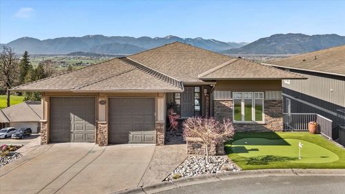 125-51075 Falls Crt, Chilliwack, BC, V4Z1K7 | Card Image