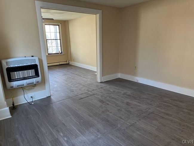 95 Center Ave, House other with 4 bedrooms, 1 bathrooms and null parking in Jim Thorpe PA | Image 5
