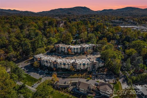 430 Bowling Park Rd, Asheville, NC, 28803 | Card Image