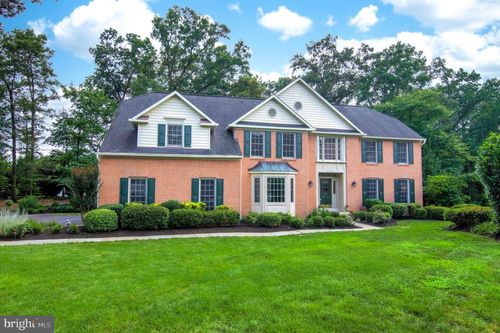 3270 Willow Glen Dr, HERNDON, VA, 20171-1916 | Card Image