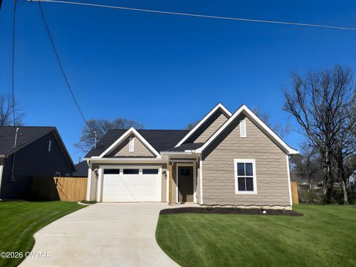 121 Otis St, Jackson, TN, 38301-4407 | Card Image