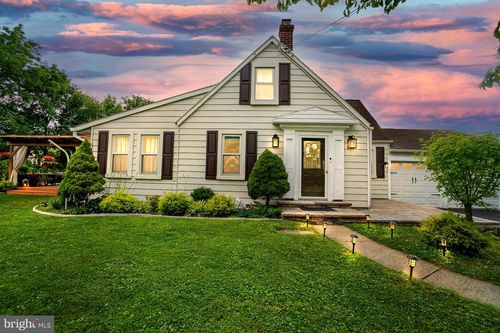 4108 Oakland Rd, BETHLEHEM, PA, 18020-1446 | Card Image