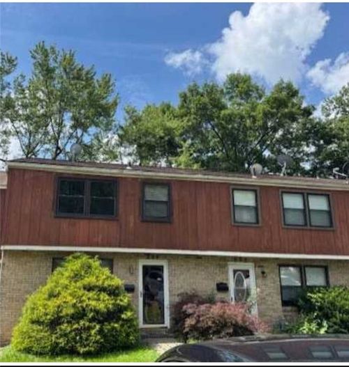 304 Cricketwood Ct, Canonsburg, PA, 15317-2302 | Card Image