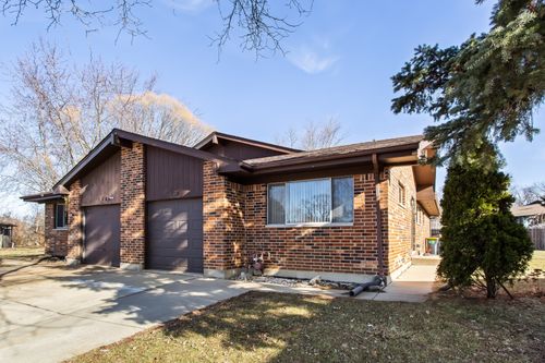 134 Virginia Ct, Streamwood, IL, 60107-2878 | Card Image