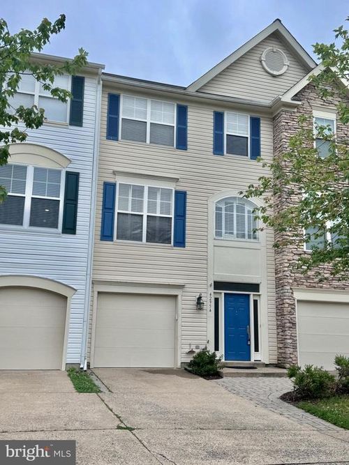 42954 Beachall St, CHANTILLY, VA, 20152-2013 | Card Image