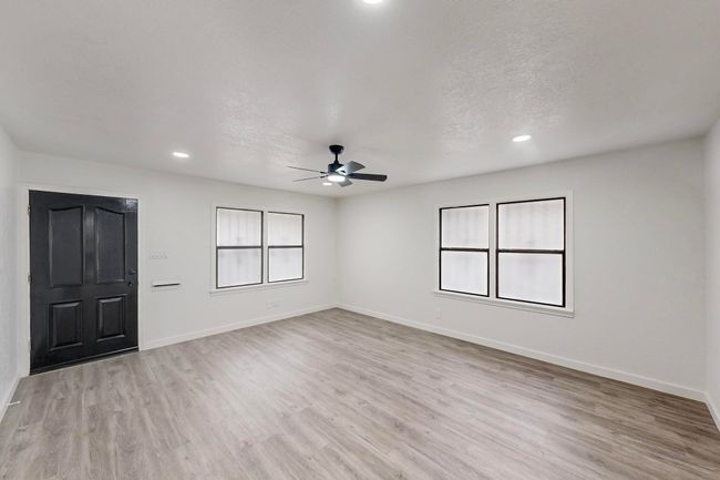 4109 Fortune Ln, House other with 3 bedrooms, 2 bathrooms and null parking in Dallas TX | Image 12