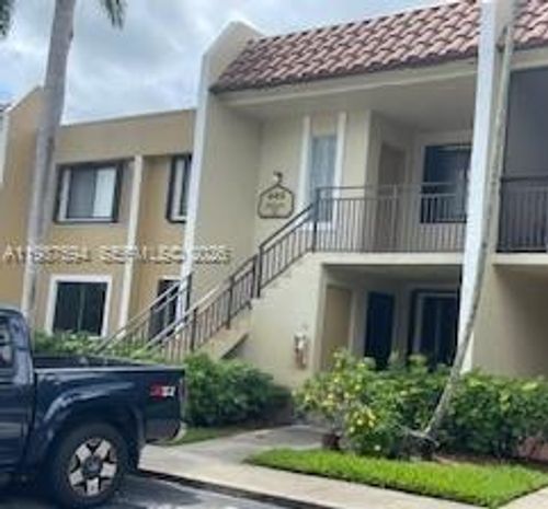 apt-202-440 Lakeview Dr, Weston, FL, 33326-2471 | Card Image