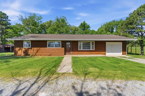 2585 Market Rd, Marion, IL, 62959-8929 | Card Image