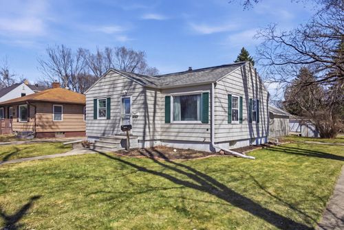 1501 10th St N, Fargo, ND, 58102-2211 | Card Image