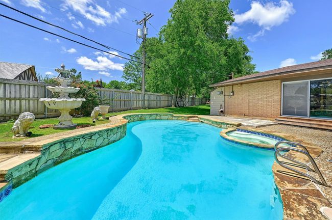 1201 Dundale Cir, House other with 2 bedrooms, 3 bathrooms and null parking in Sherman TX | Image 31