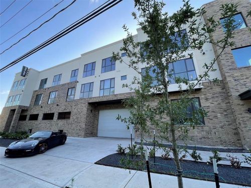 302-2727 Houston Avenue Avenue, Houston, TX, 77009 | Card Image