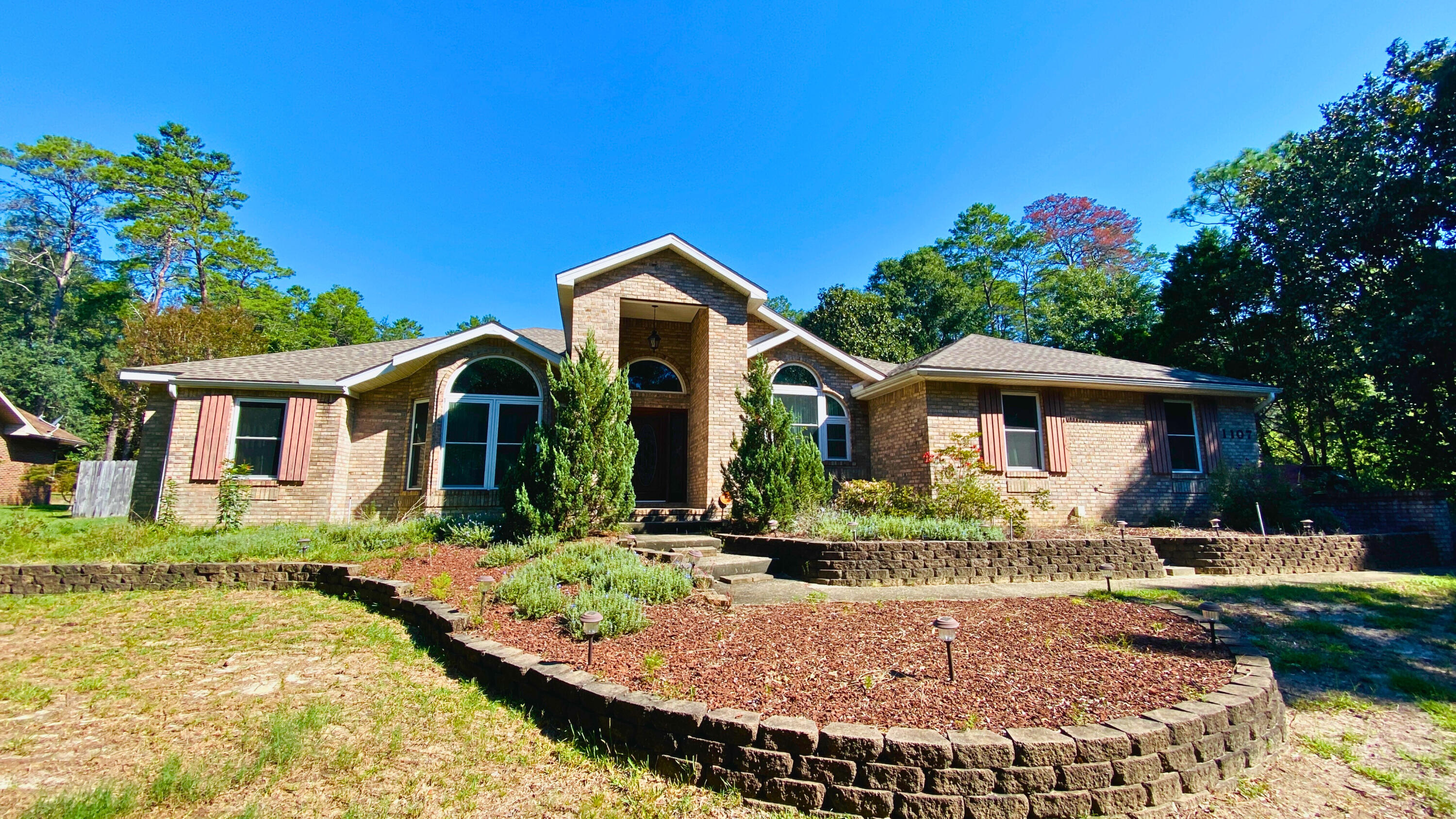 Stephen Dr, Niceville, FL 32578