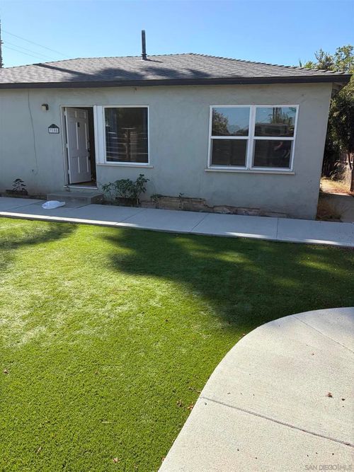 7105 Central Ave, Lemon Grove, CA, 91945 | Card Image