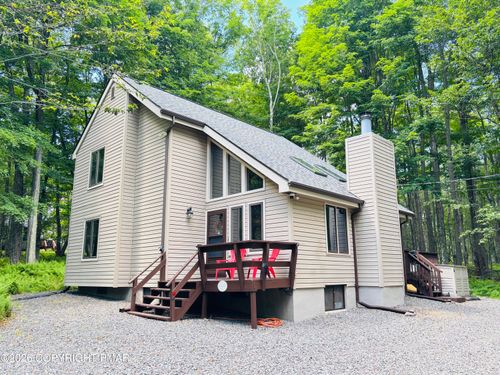 31 Ingrid Dr, Gouldsboro, PA, 18424-9076 | Card Image