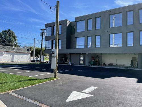 apt-c201-50 Roosevelt Ave, Valley Stream, NY, 11581-1161 | Card Image