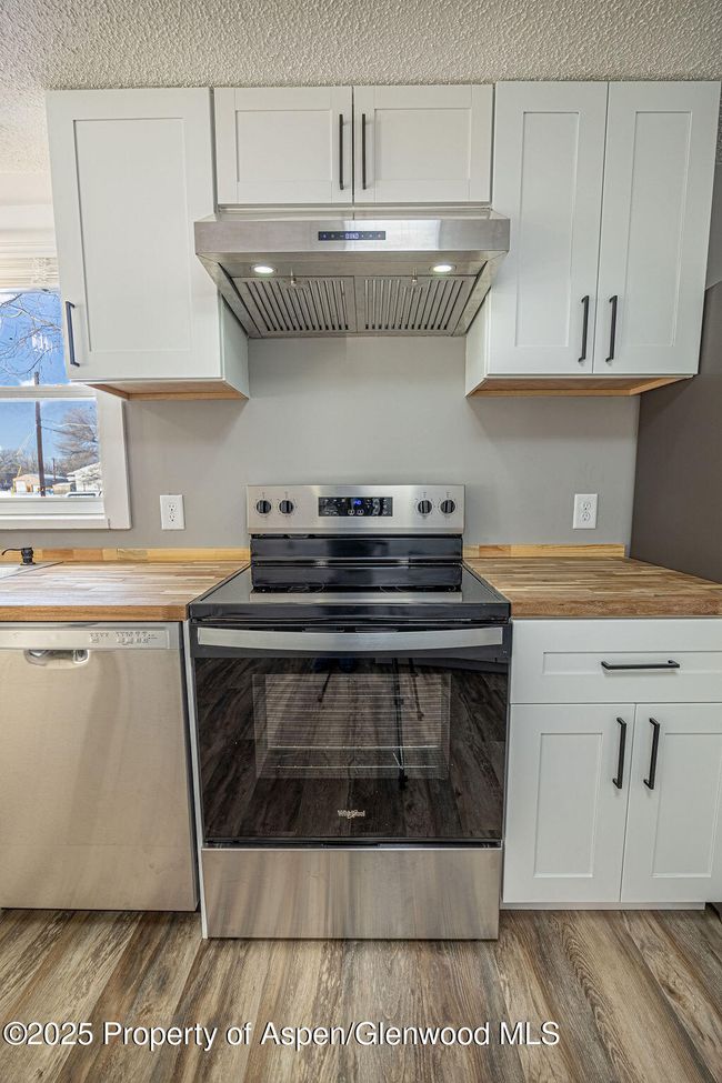 455 E 7 Th St, House other with 3 bedrooms, 1 bathrooms and null parking in Craig CO | Image 14