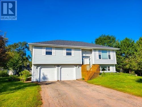 47 Anne Cres, Stratford, PE, C1B1M8 | Card Image