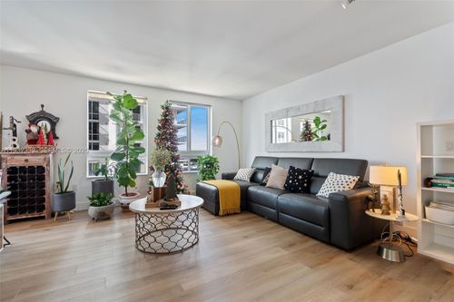 apt-1110s-7350 Sw 89th St, Miami, FL, 33156-7745 | Card Image