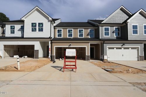2921 Walden Rd, Apex, NC, 27502-8974 | Card Image