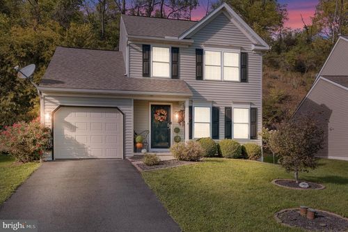 22 Ravine Dr, Shillington, PA, 19607-9537 | Card Image