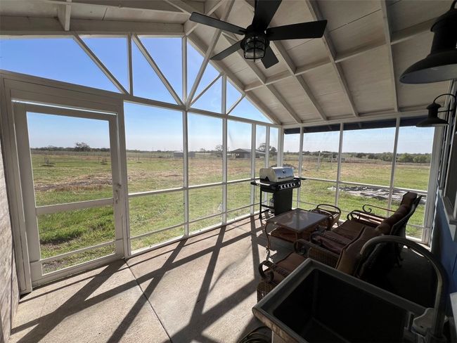 B - 7176 Goehring Rd, House other with 2 bedrooms, 2 bathrooms and null parking in Ledbetter TX | Image 4