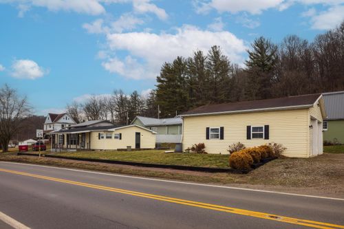 12 E Main St, Glouster, OH, 45732 | Card Image