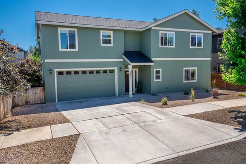 20517 Dylan Loop, Bend, OR, 97702-2890 | Card Image