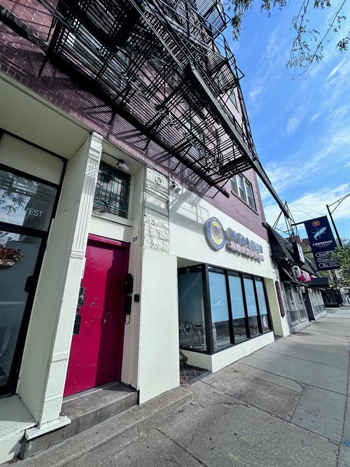 apt-2w-240 W 31st St, Chicago, IL, 60616-4953 | Card Image