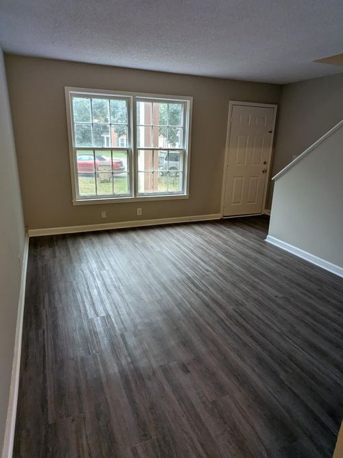 813 Holder Ct, Nashville, TN, 37217-4259 | Card Image