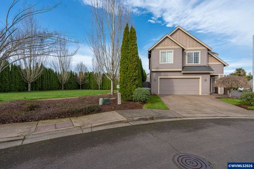1018 Taurus Loop Ne, Keizer, OR, 97303-3379 | Card Image