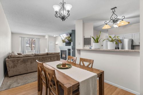 h-3001 Juniper Ln, Woodbury, MN, 55125-9523 | Card Image