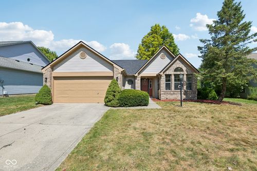 6714 Hollywood Trl, Indianapolis, IN, 46214-3377 | Card Image