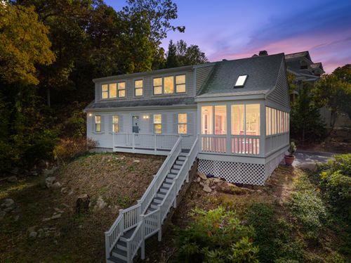 138 Sippewissett Rd, Falmouth, MA, 02540-1819 | Card Image