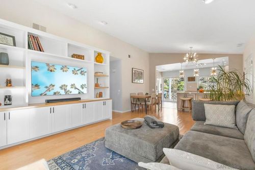 12061 Rue Des Amis, San Diego, CA, 92131-2356 | Card Image