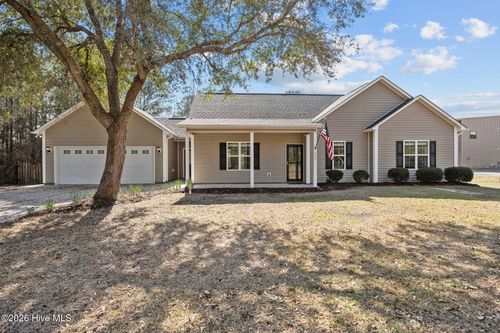 366 Chadwick Acres Road, Sneads Ferry, NC, 28460 | Card Image