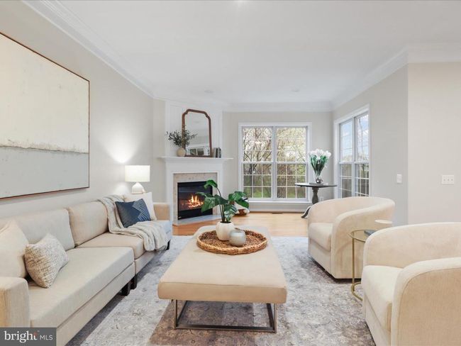9332 Branch Side Ln, Townhouse with 4 bedrooms, 4 bathrooms and null parking in FAIRFAX VA | Image 15