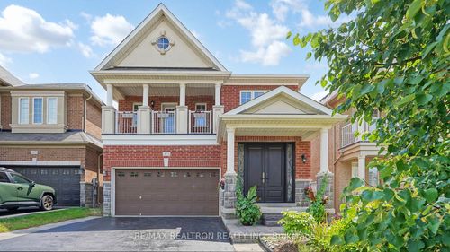 475 Kwapis Blvd, Newmarket, ON, L3X3K5 | Card Image