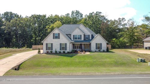 1699 Baisley Dr, Nesbit, MS, 38651-1052 | Card Image