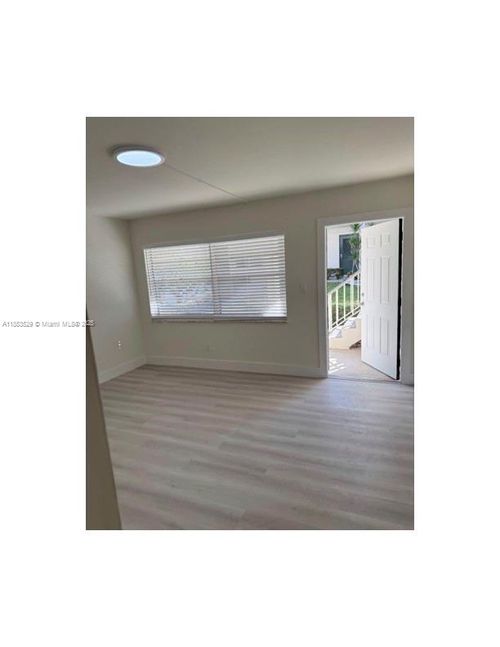 1060-340 Nw 19th St, Boca Raton, FL, 33432-1571 | Card Image