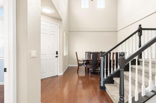 2049 Waterville Dr, Linda, CA, 95901-8295 | Card Image