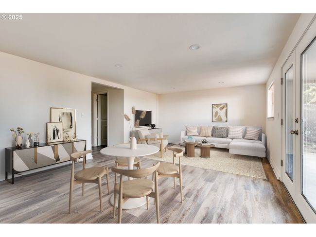2747 Ne Bryant St, House other with 5 bedrooms, 2 bathrooms and 1 parking in Portland OR | Image 15