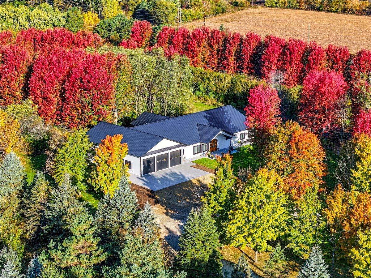 2221 County Road Dd, For Sale in Baldwin - eXp Realty