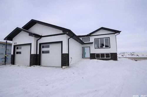 810 Ballesteros Cres, Warman, SK, S0K4S4 | Card Image