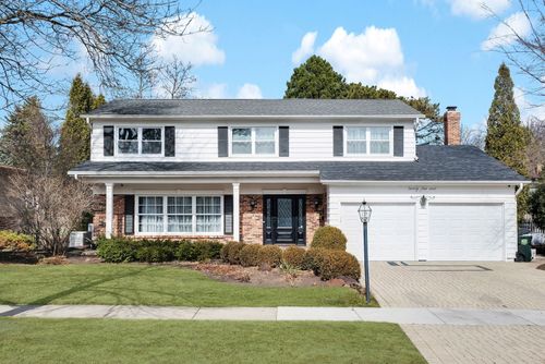 24 W Berkley Dr, Arlington Heights, IL, 60004-2111 | Card Image