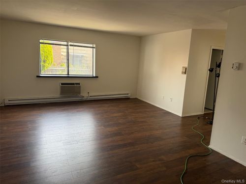 apt-b4-530 Hudson Ave, Cedarhurst, NY, 11516-1644 | Card Image