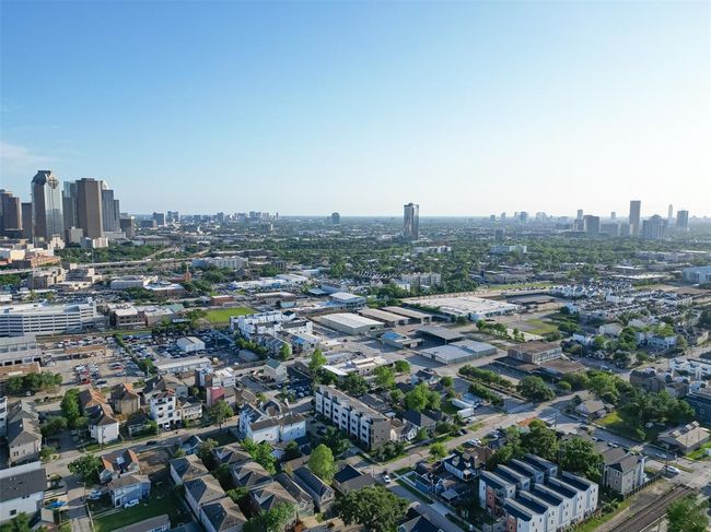 1102 Bingham St, Home with 0 bedrooms, 0 bathrooms and null parking in Houston TX | Image 4